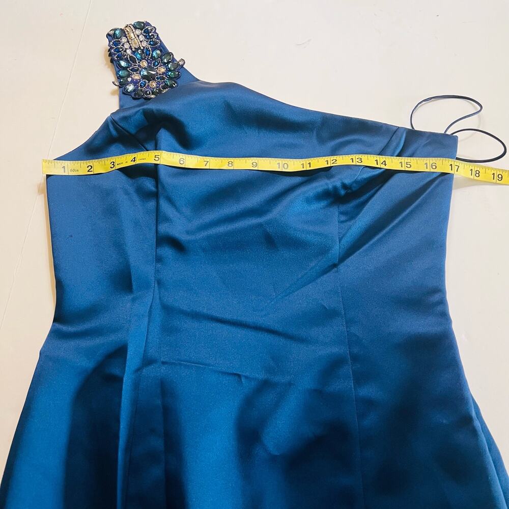 Sold - Picture 5 of 8